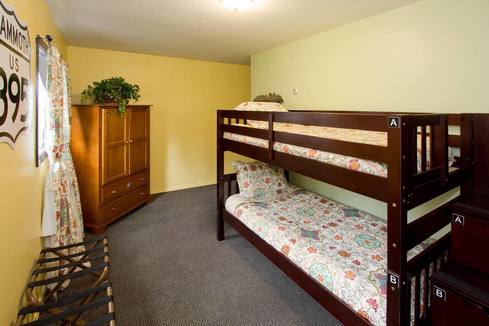 Moderne Hostel Mammoth Lakes Esterno foto