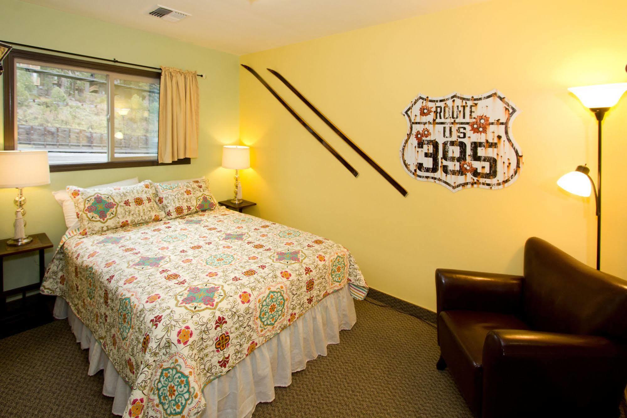 Moderne Hostel Mammoth Lakes Esterno foto