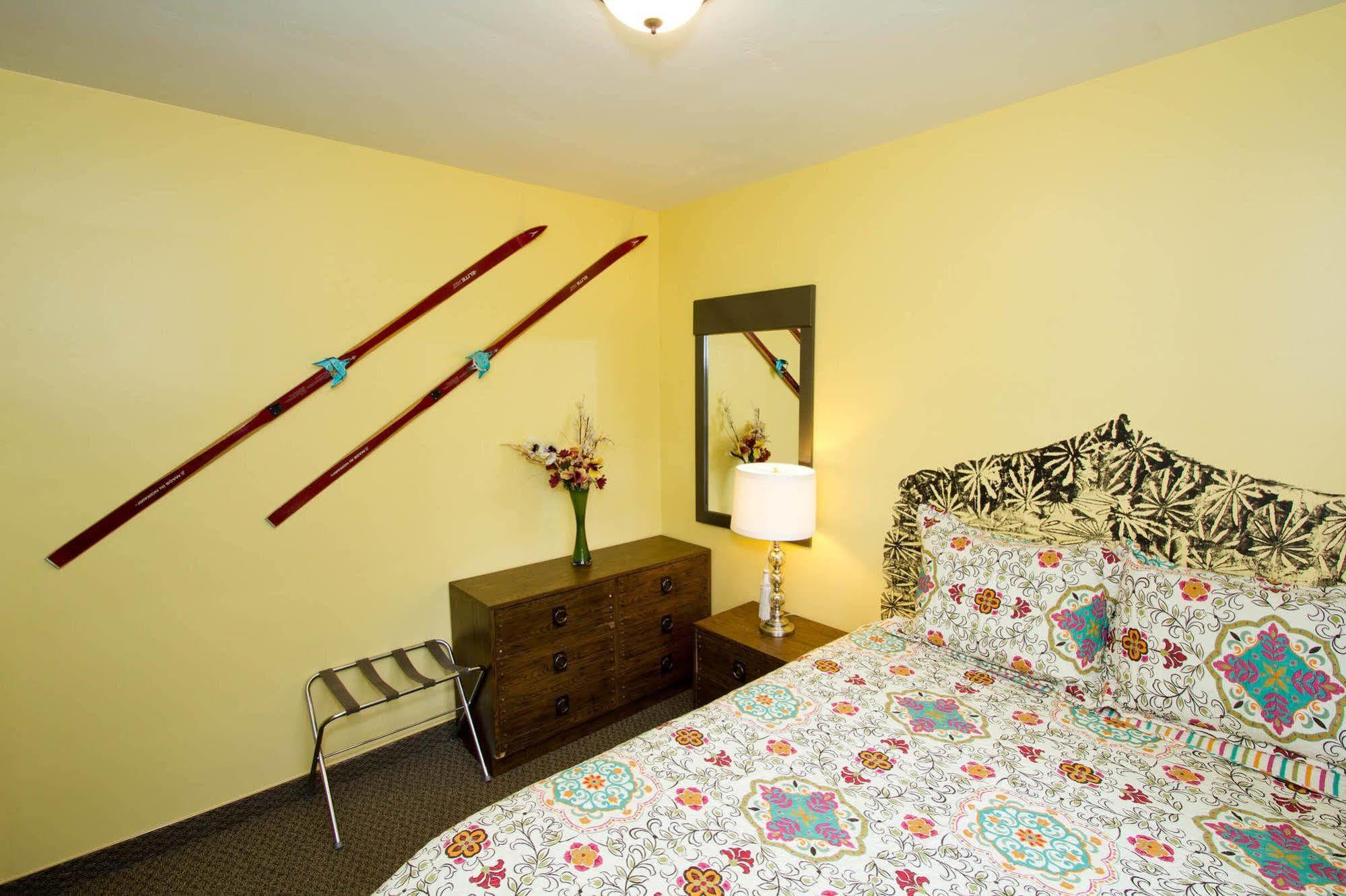 Moderne Hostel Mammoth Lakes Esterno foto